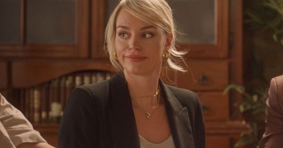 Meet Anja Ćurčić: They call her the Serbian Margot Robbie, and we see her in the series 'Izvor'