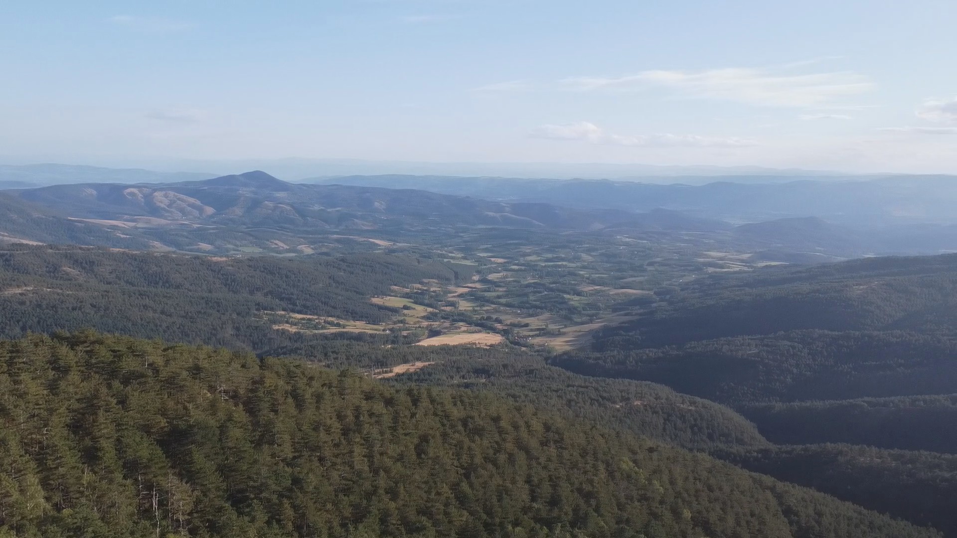 Idealna za predah od letnjih vrućina: Ova planina udaljena je tek nešto manje od 2 sata vožnje od Beograda