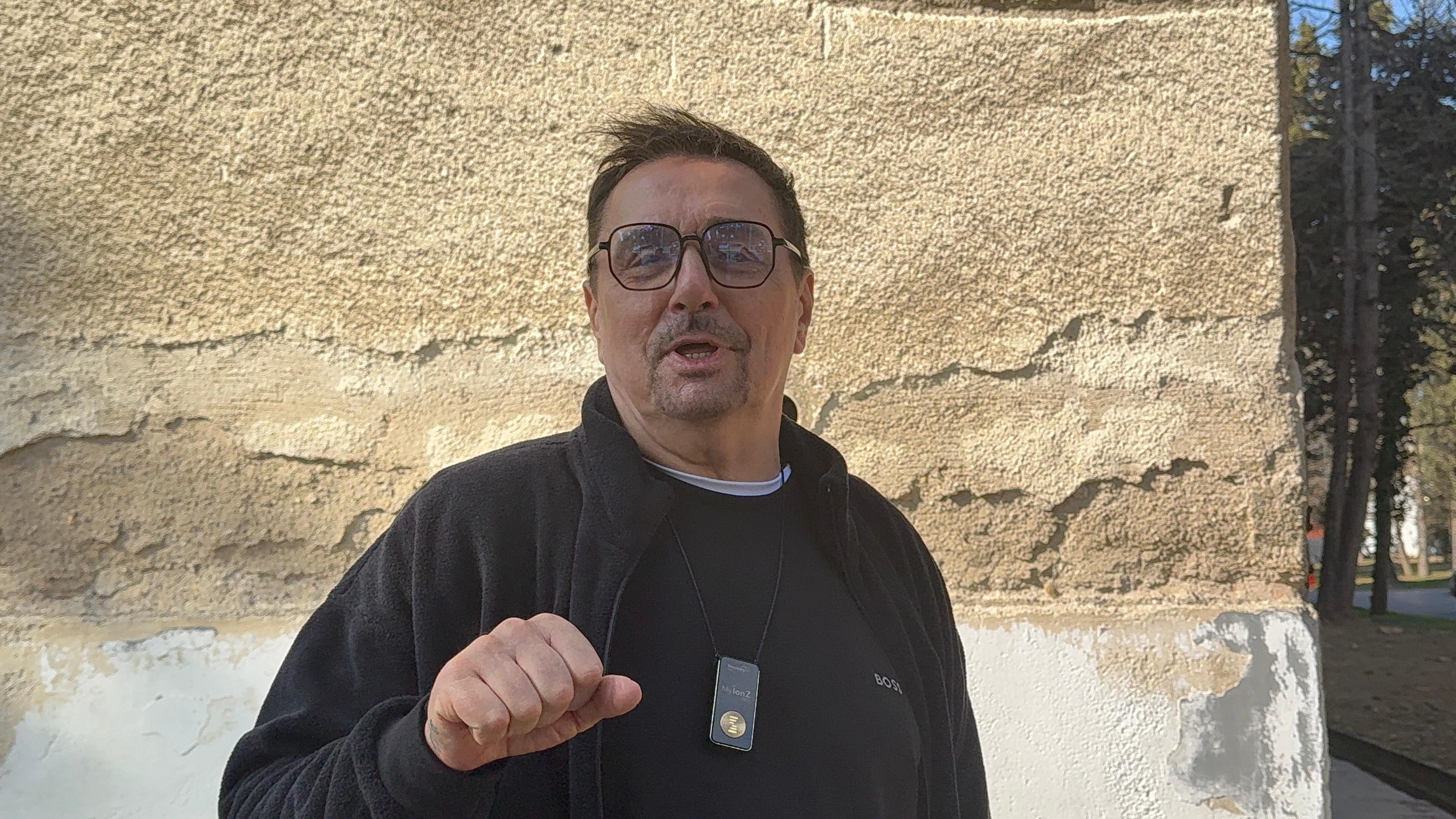 "Danas ću pozvati Kemiša, mislim da nije..." Keba sa opekotinama stigao na snimanje, pa progovorio o Zorici