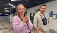 Luna i Marko sleteli u Beograd: Iscrpljeni, ona bez trunke šminke, Miljković se srušio usred aerodroma