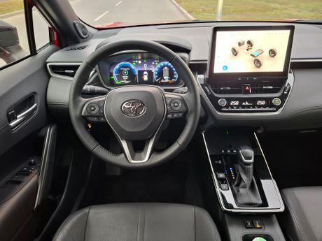 Toyota, Toyota Corolla Cross, test Toyota Corolla Cross, vozili smo Toyota Corolla Cross, Toyota Corolla Cross 2025, Corolla Cross