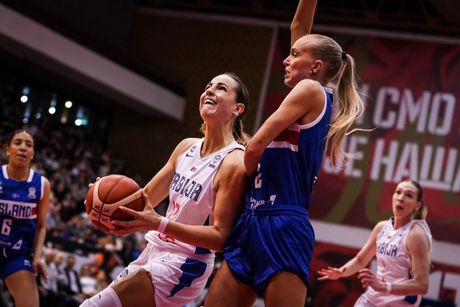 Košarka žene Srbija - Island