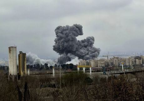 Vazdušni udari na Teheran