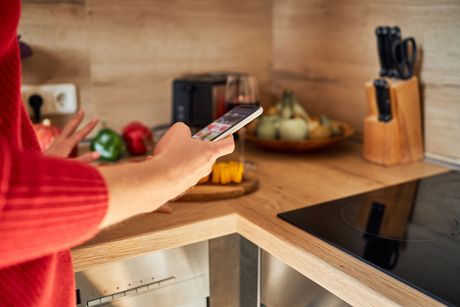 Telefon, kuhinja, kuvanje