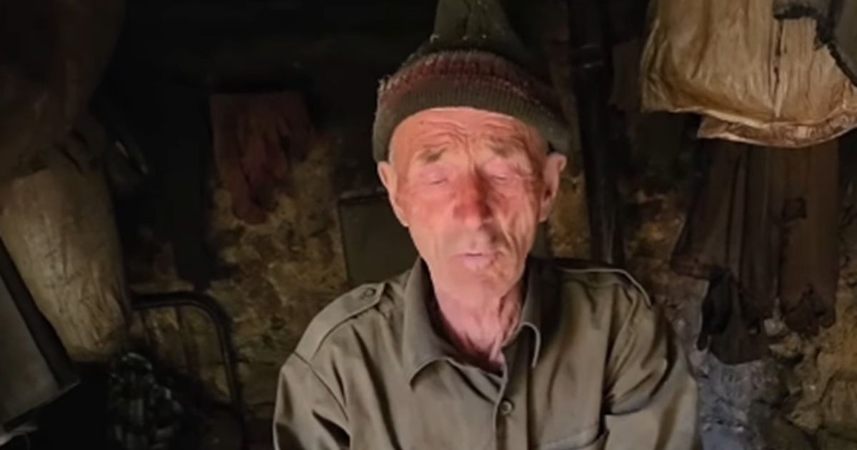 "You Are No Longer Alone" Good News Arrives for Grandpa Miroslav Who Has Been Living Underground with His Brother for 33 Years