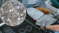 Čovek uhvaćen sa gomilom epruveta na aerodromu: Kada su ih carinici otvorili, zanemeli od šoka