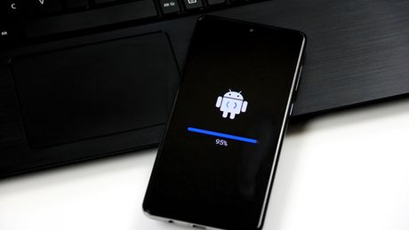 Android, telefon