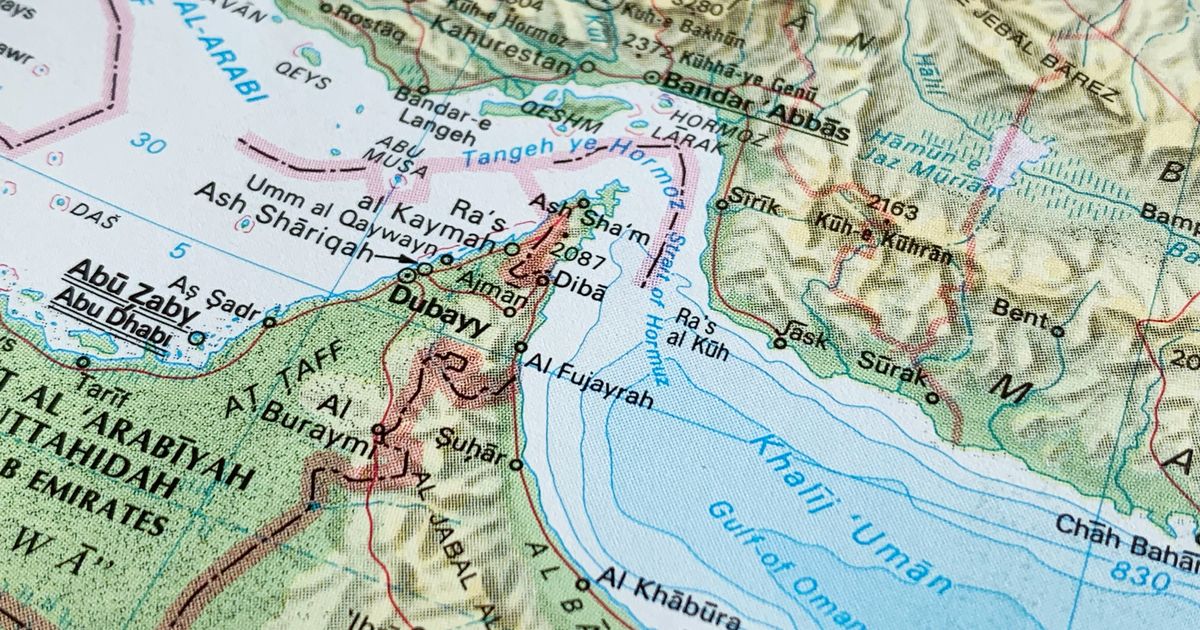 US intercepted Iranian ship that tried to break blockade of Strait of Hormuz: "Missiles redirected it"