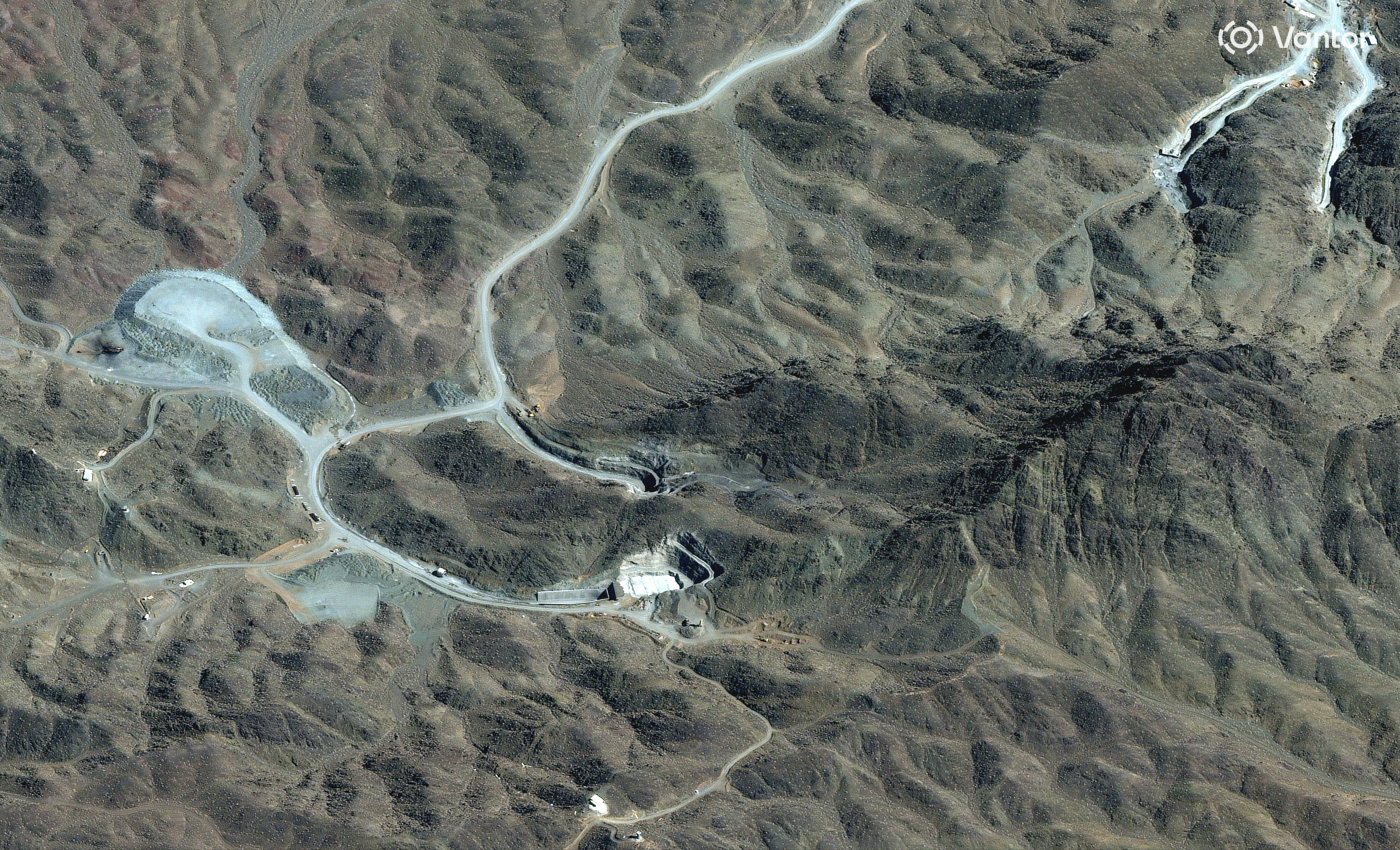 Tajna "Planine Pijuk": Ovo je iranska nuklearna tvrđava