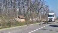 Motociklista teško povređen na mestu gde je poginuo brat Darka Lazića: Detalji nezgode kod Vladimiraca