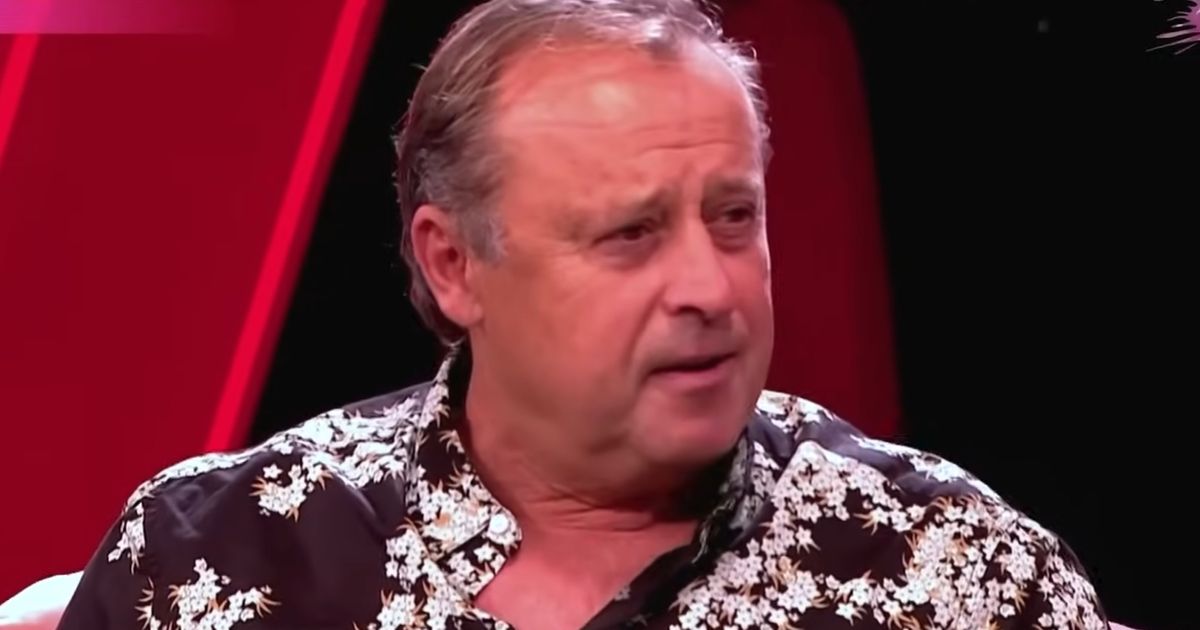 Pevač otkrio zbog čega se retko druži sa kolegama: Pomenuo folk divu 