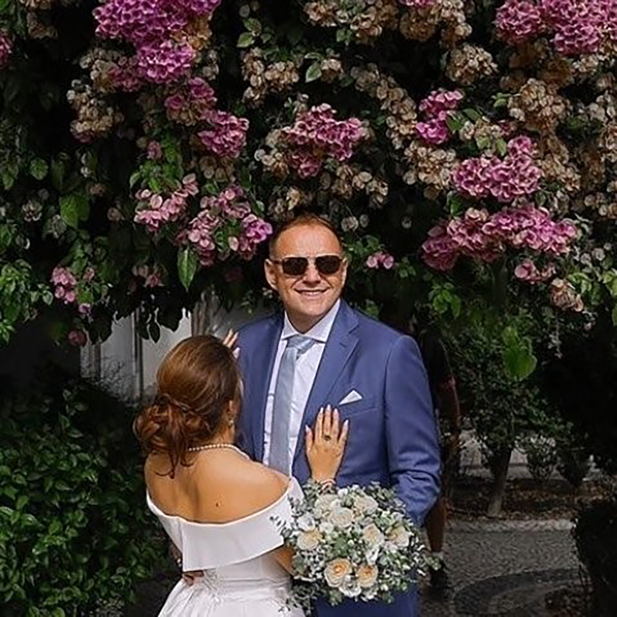 Naslednik medijskog carstva i trudna supruga stradali u avionskoj nesreći: Misteriozna smrt