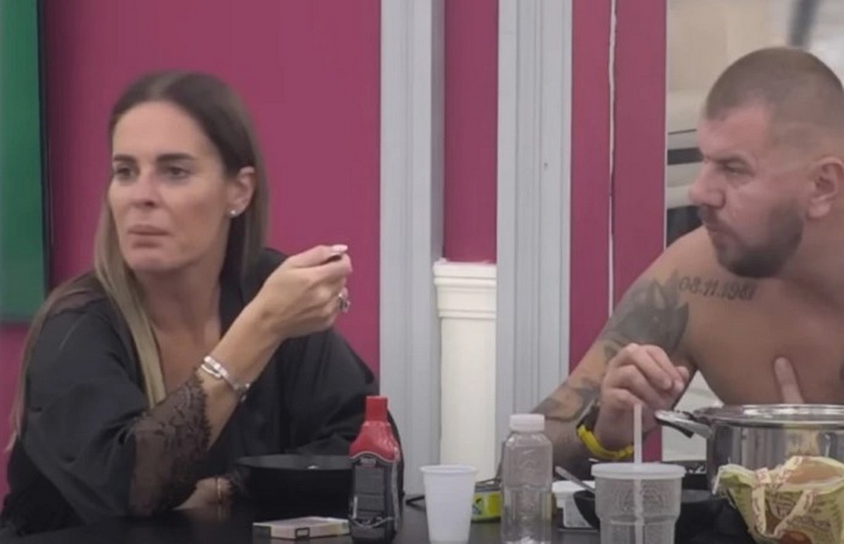 "3 puta smo imali intimne odnose!" Kačavenda i Janjuš sve priznali, javnost u šoku: "Upoznala sam ga sa sinom"