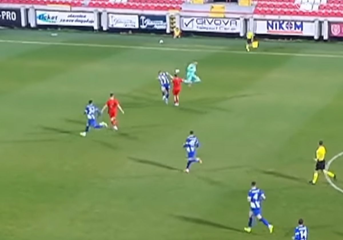 Kakav kiks golmana OFK Beograda: Istrčao na 30 metara od gola i surovo je kažnjen zbog toga