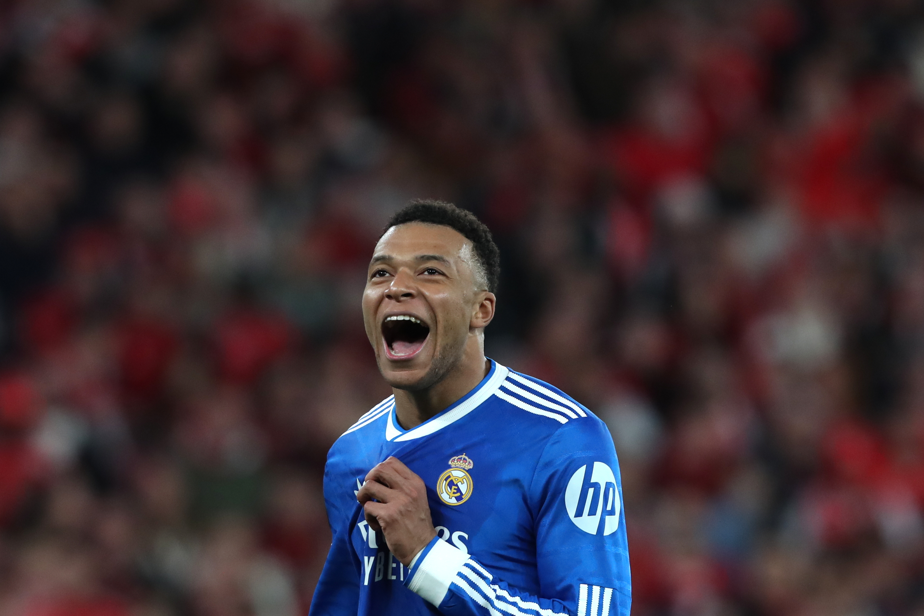 Real razbio Siti sa 3:0, u revanšu će igrati Embape i Belingem!