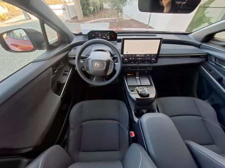 Toyota, C-HR+, Toyota C-HR+, vozili smo Toyota C-HR+, test Toyota C-HR+, prva vožnja, auto test, Toyota C-HR+ 2026