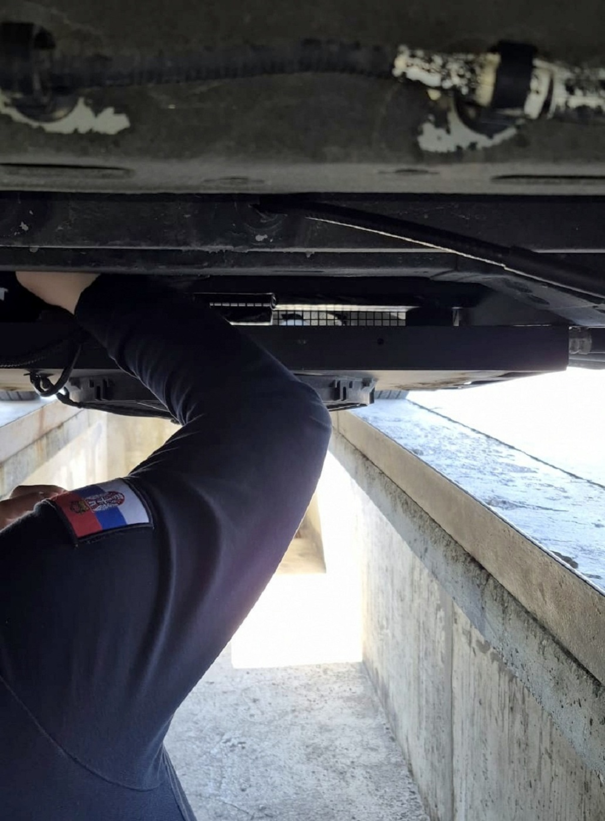 Velika zaplena cigareta na granici: Vredne više od pola miliona dinara