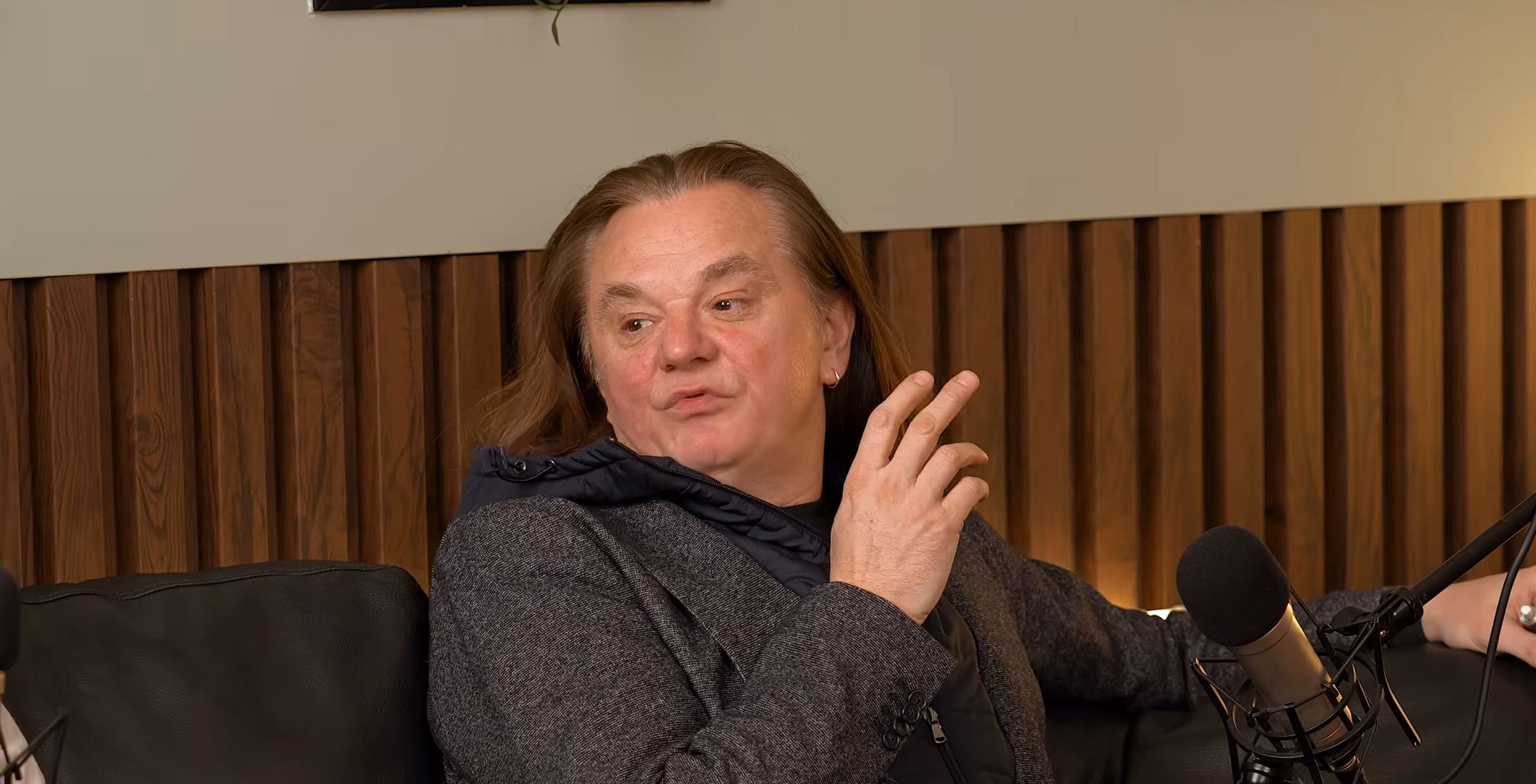 "Prestao sam da brojim posle 150" Pevač priznao sa koliko je žena spavao, bio intiman sa obe pevačice iz grupe