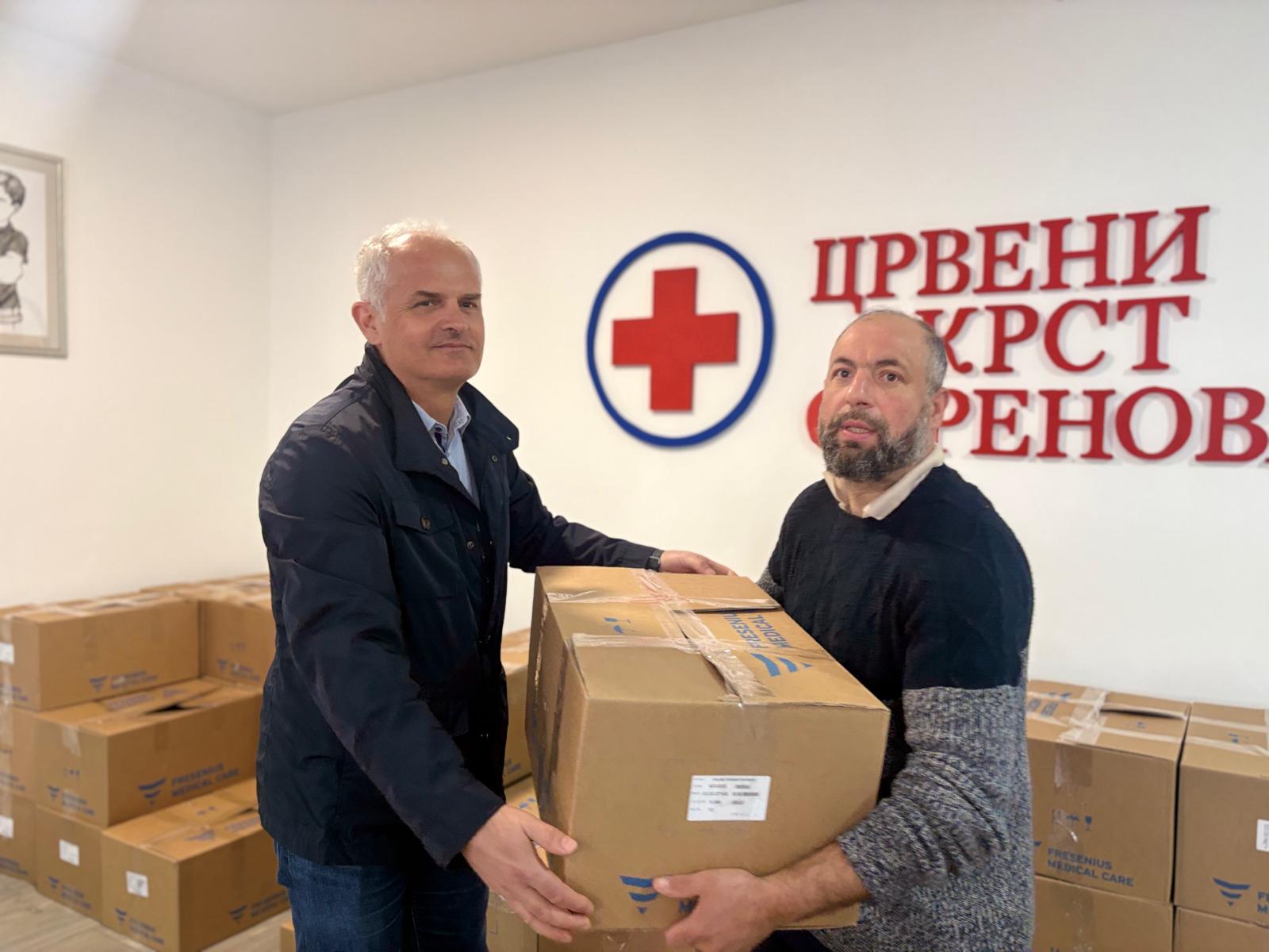 Podeljeni paketi pomoći u Obrenovcu za 98 porodica izbeglih, raseljenih lica i povratnika