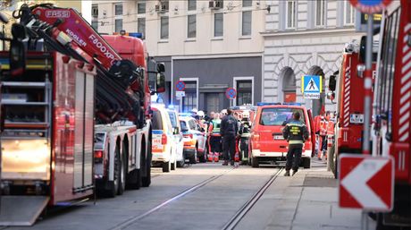 Austrija Beč skela pad nesreća