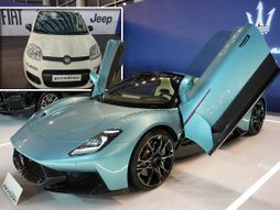 Sajam automobila Beograd najskuplji i najjeftiniji Maserati Fiat