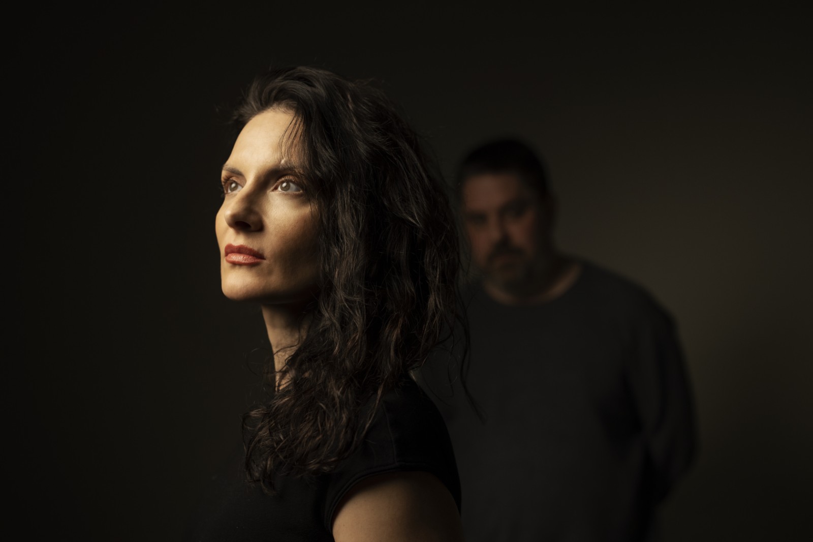 „Bolje ikad nego nikad“: Sonja Kolačarić o propuštenim prilikama i katarzi u predstavi „Pre nego što odeš“