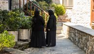 Lažne monahinje varaju ljude, oglasili se iz velike pravoslavne svetinje: "Majka Marija je..."