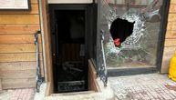 Prve slike zapaljenog restorana u Kondinoj ulici: Razbio staklo, pa zapalio lokal!