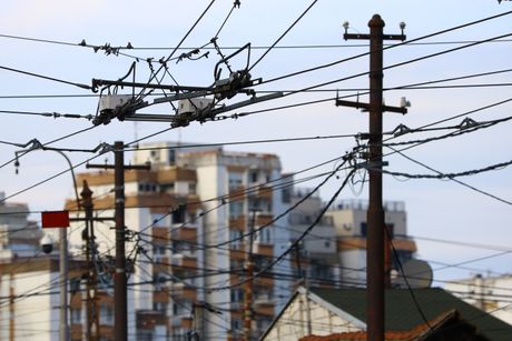 Trolejbus, kontaktna mreža