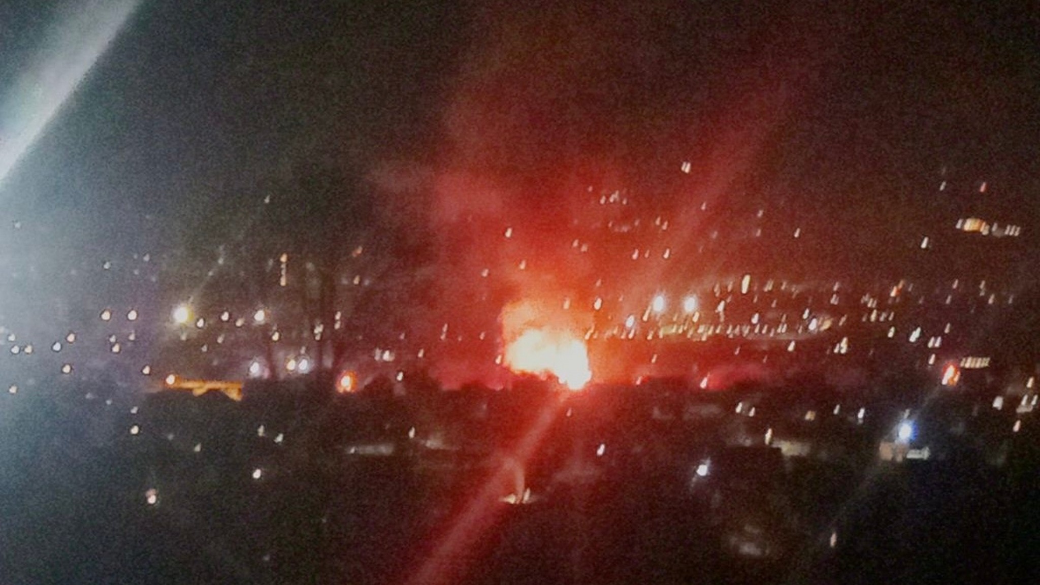 Ogroman požar u Čačku, poznato šta se zapalilo: "Plamen guta sve ispred sebe"