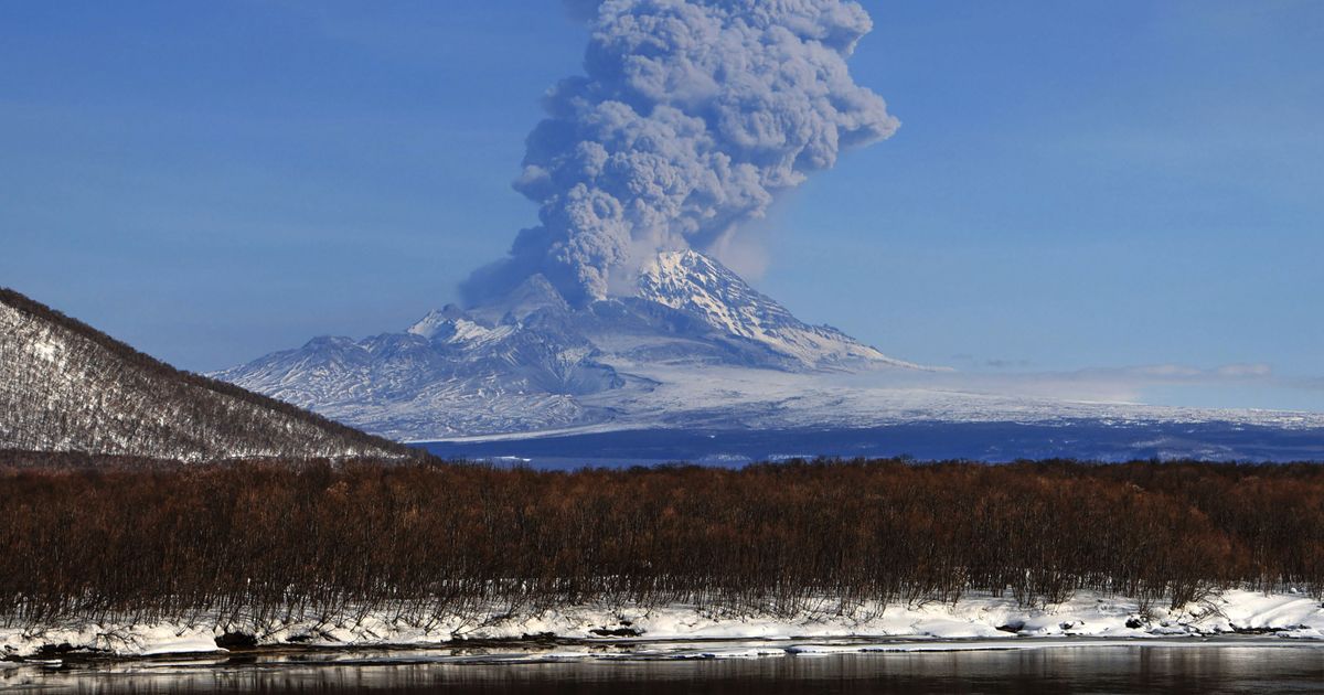 Eruptirao vulkan na Kamčatki: Pepeo prekrio nebo, velika opasnost za avion saobraćaj
