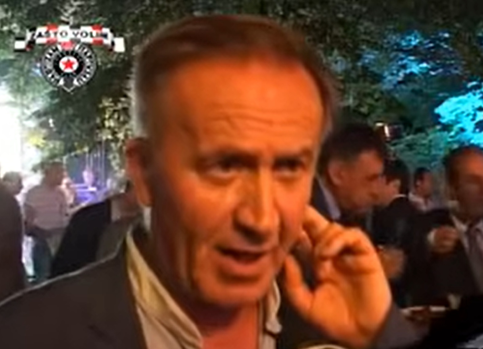 "Da Zvezda igra protiv 11 Hitlera, ja navijam protiv njih": Umro legendarni pisac i veliki navijač Partizana