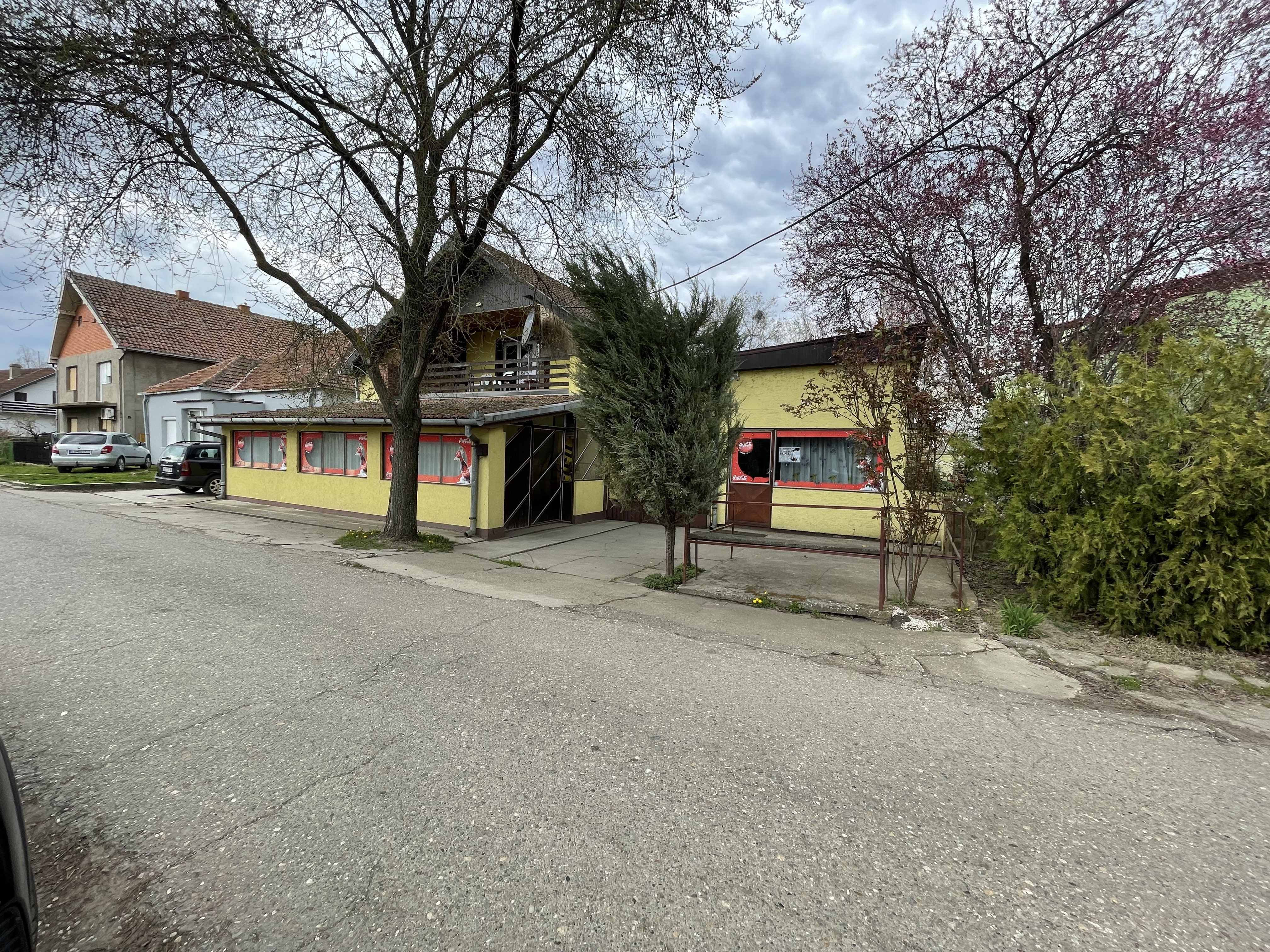 Misterija krvavog zločina u kafani kod Zrenjanina: Meštani sumnjaju da otac prikriva pravog ubicu