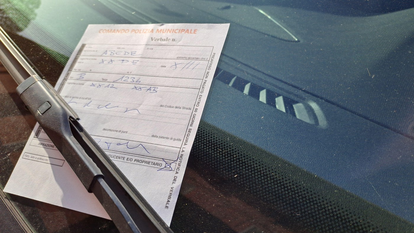 BIZARNO NA BALKANSKI NAČIN Mrtvoj ženi pisali saobraćajnu kaznu, sud odbio žalbu brata, krajnja odluka ŠOK!