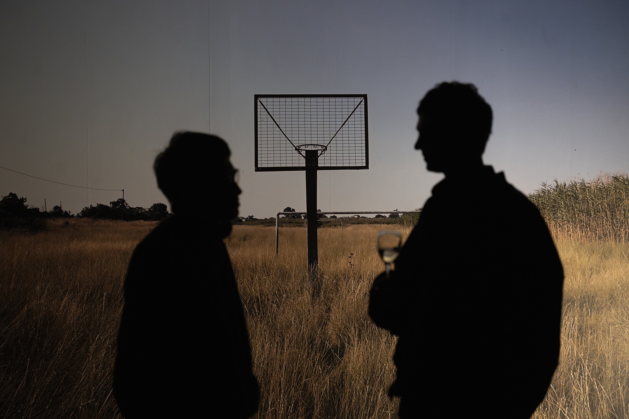 Kako je stih Ajs Nigrutina inspirisao izložbu o košarci i društvu