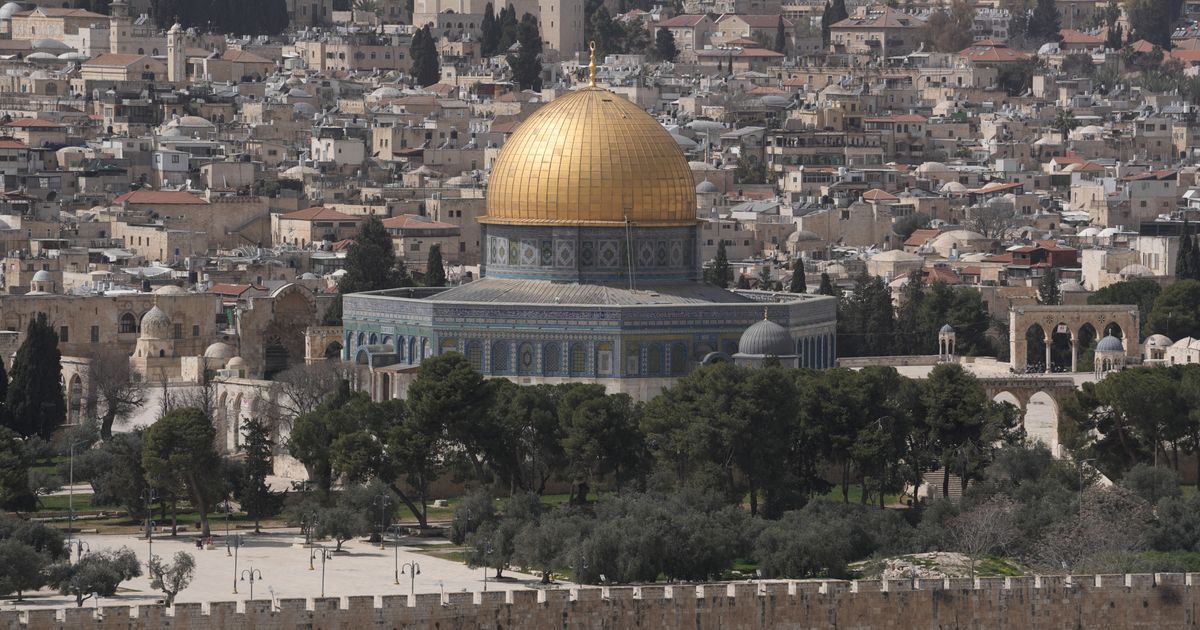 Horrific: Footage of Iranian Attack in Jerusalem Released: Explosion and Chaos in the Old City