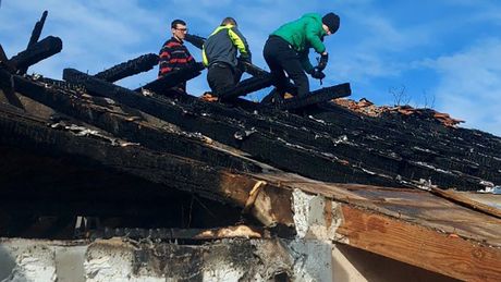 Renoviranje izgorela kuca, Umka