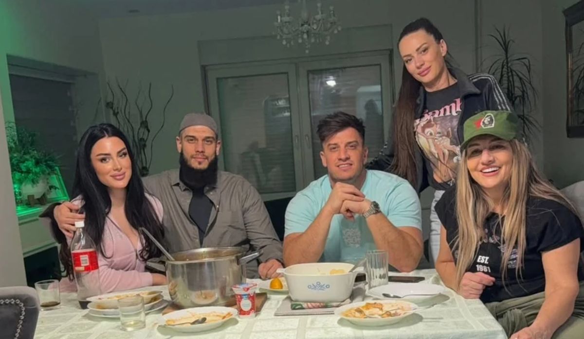 "Snimaću Islam dok sam živ" Dejan se obratio hrišćanima na Bajram, pa poslao poruku "Nisam nikom naudio"