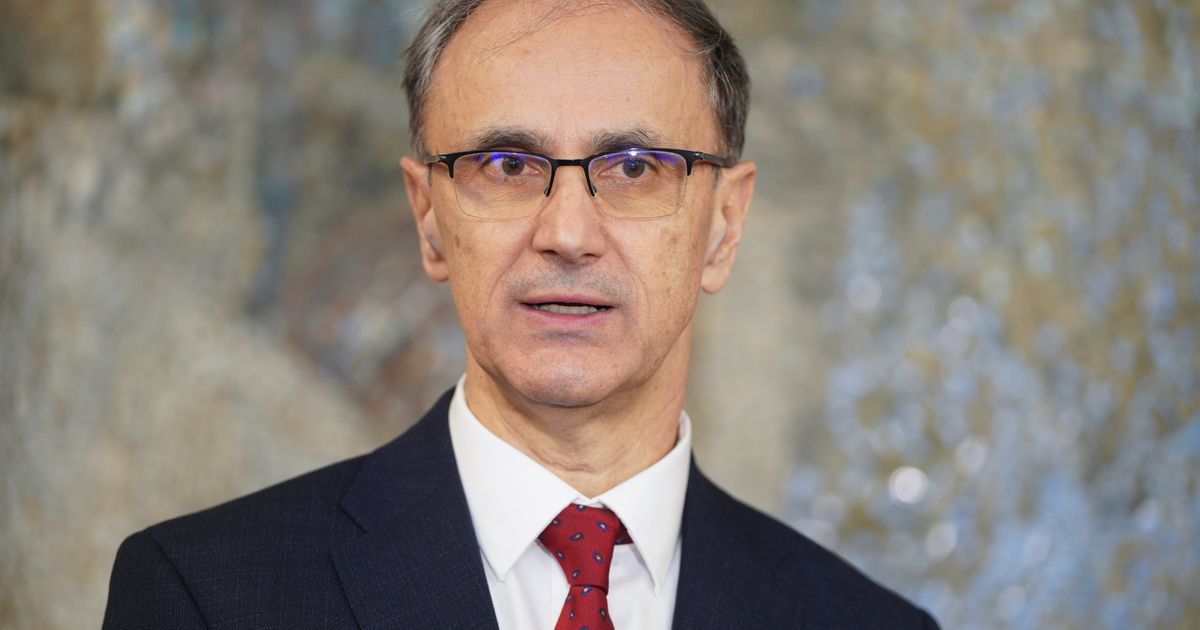 Premijer Macut razgovarao sa uduženjima gluvih i nagluvih o unapređenju njihovog položaja