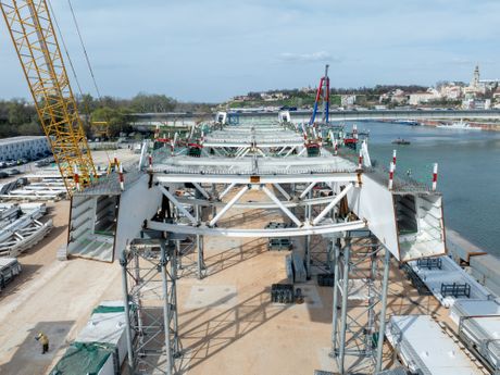 Savski most, izgradnja Savskog mosta