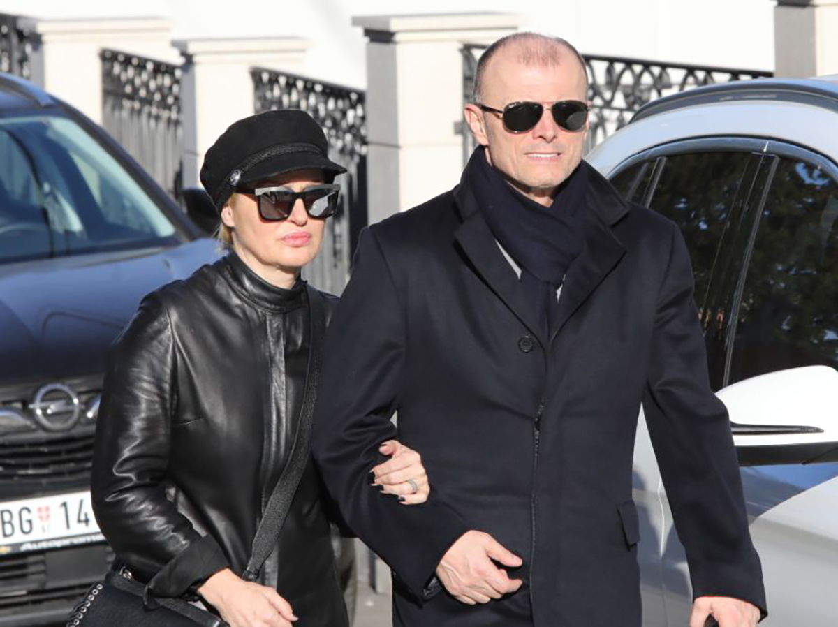 "Muž i ja smo se razišli na dve godine..." Pevačica iskreno o bolnom rastanku: Pomirila ih porodična tragedija