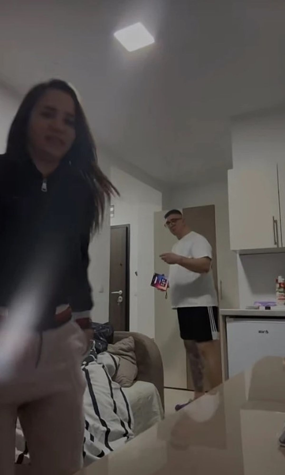 "Možda sam trudna": Kristijan odveo bivšu učesnicu Elite kod svoje sestre, saopštili joj ŠOK vest