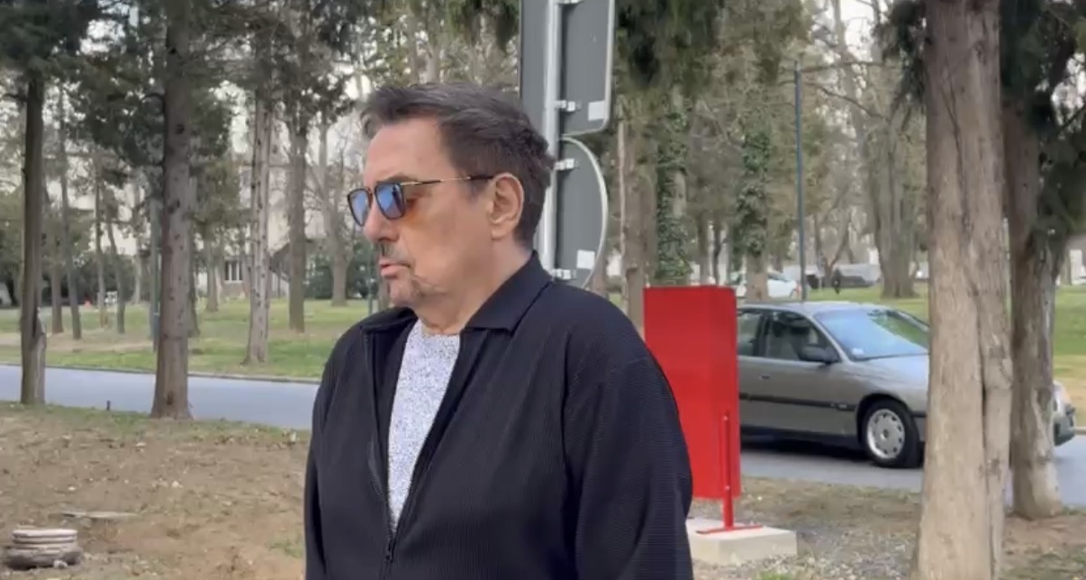 Upoznaćemo se, ne plašim se" Evo šta je Keba rekao na izjavu Dejana Kostića o pevačima i "zagrevanju stolice"