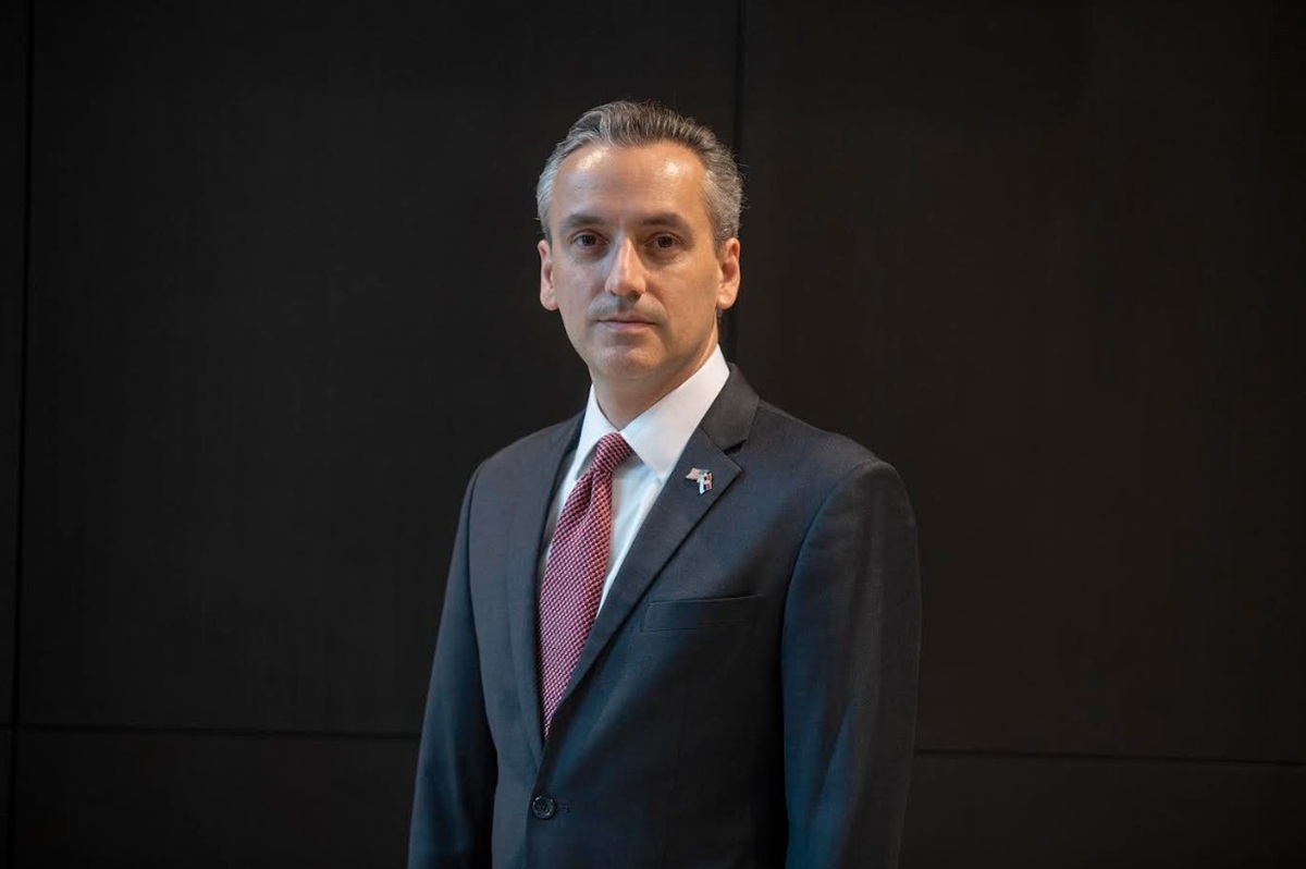 Poruka građanima Srbije otpravnika poslova Ambasade Sjedinjenih Američkih Država u Beogradu Aleksandra Titola