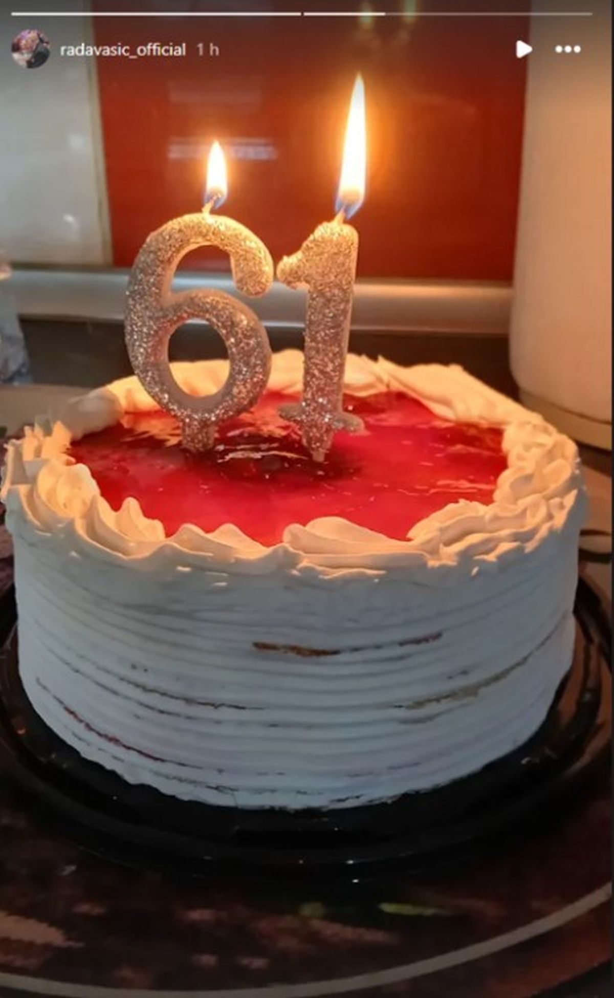 Slavlje kod Vasića: Rada se bori s opakom bolešću, a sada se slavi u njihovom domu