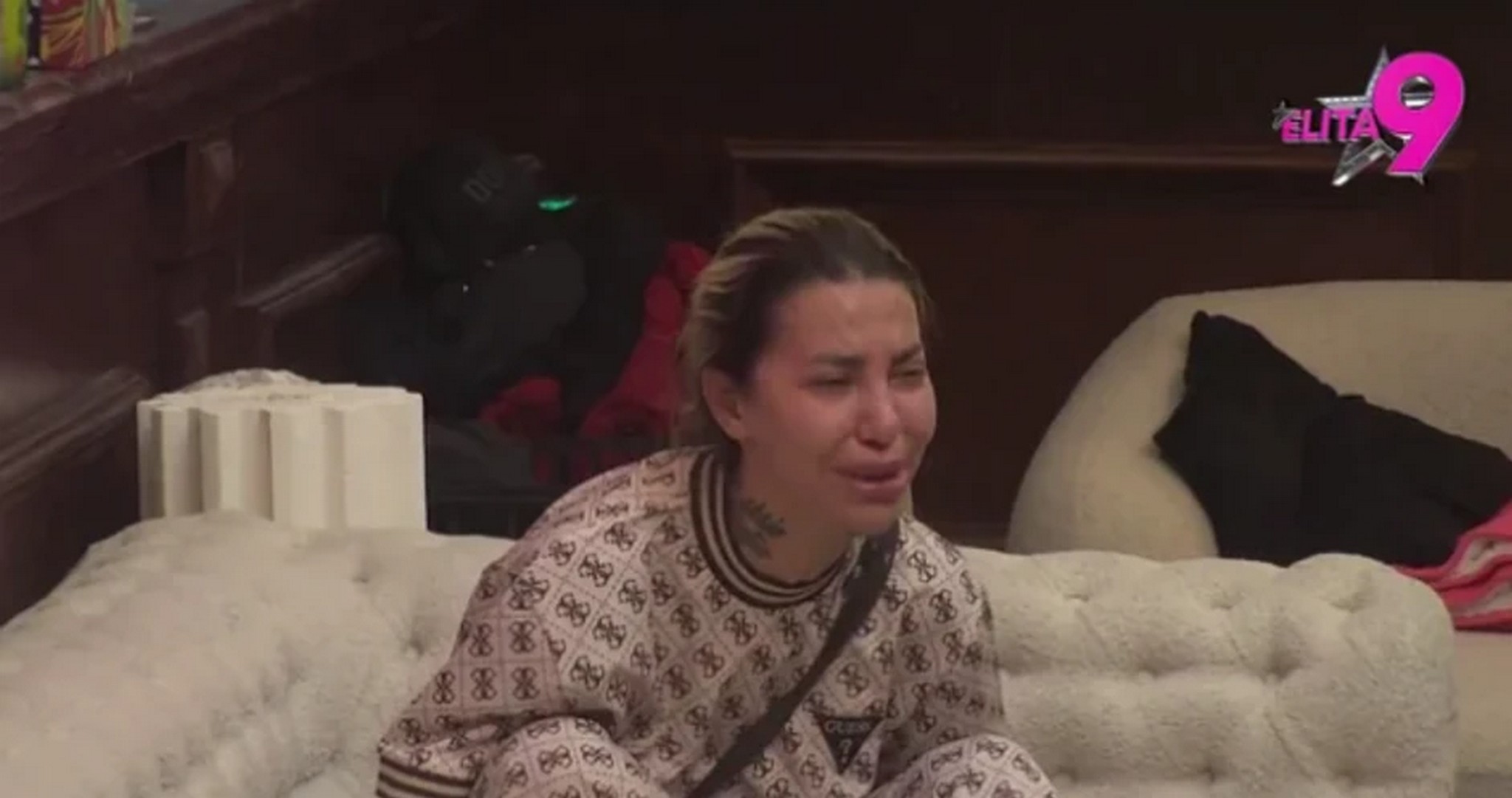 Aneli Ahmić urla u Eliti! Nakon vesti da je Anita trudna, ona jecala zbog optužbi: "Sve se na mene svalilo "