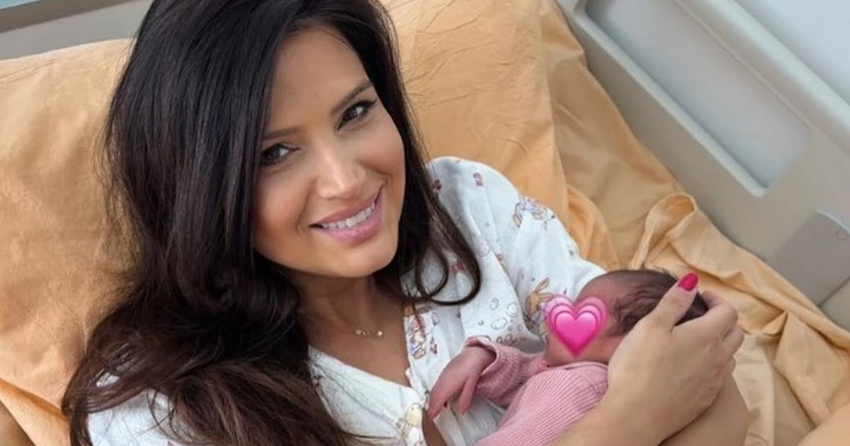 Porodila se Loto devojka: Ćerki dala moćno ime, objavila prve slike sa bebom iz porodilišta