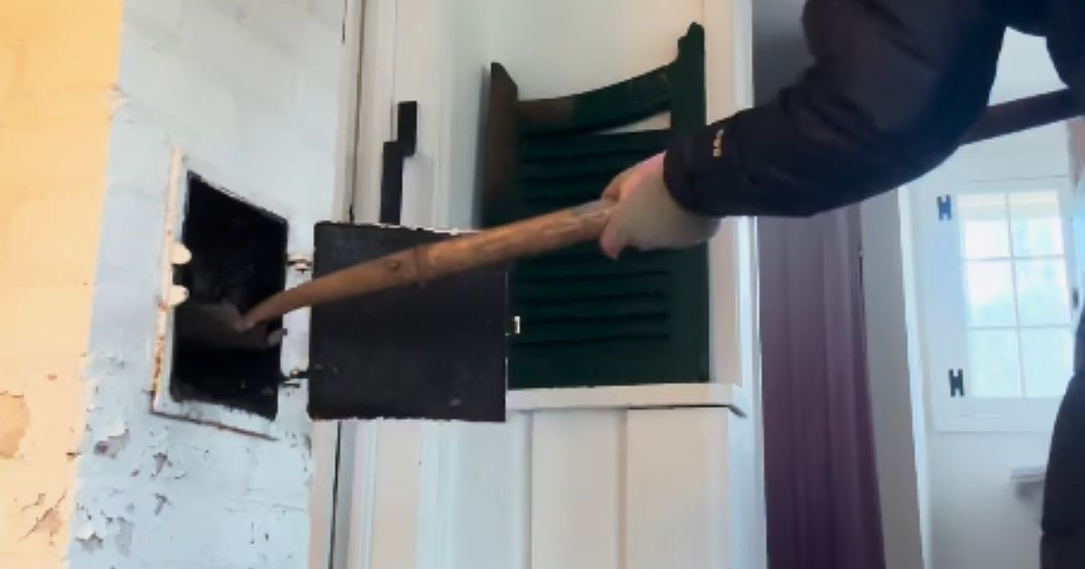 Famous singer BOUGHT A HOUSE, then traumatized: Grabbed a shovel and showed what she found in the OLD STOVE