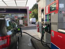 Benzinska pumpa, Slovenija