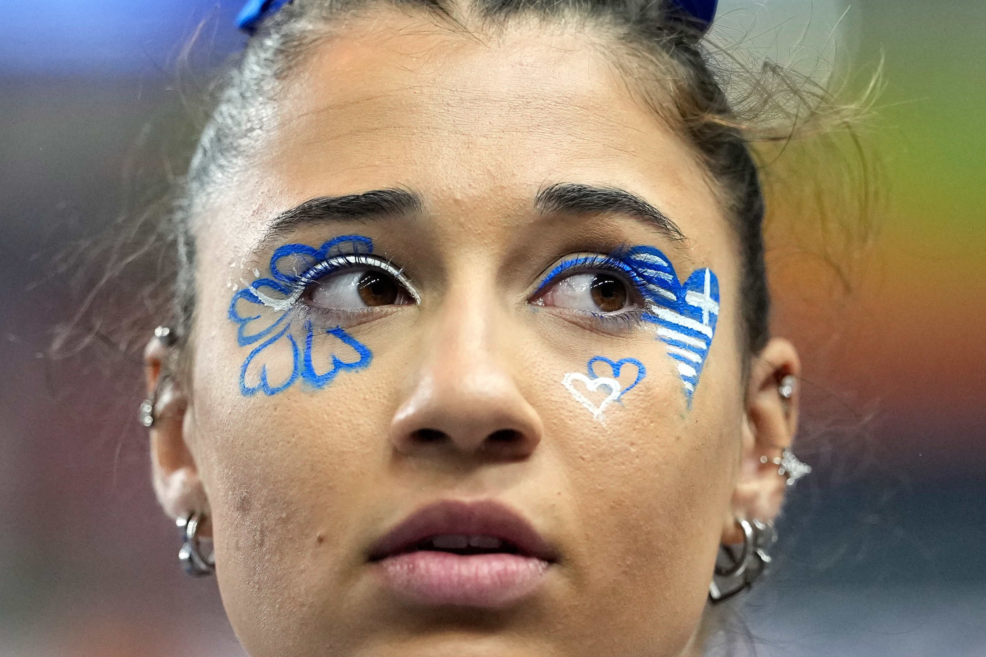 Anastasija je napravila šou na SP: Ima "lude" tetovaže, zvezde na očima i brutalnu poruku za hejtere